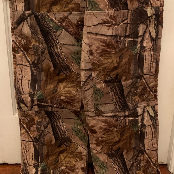 Carhartt Bibbed Overalls RealTree Camo R54 CAP
40x34 - Picture 11 of 11